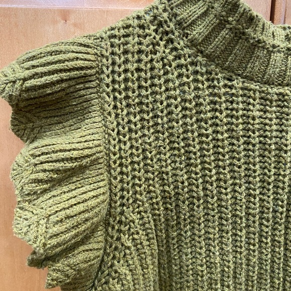 Universal Thread Textured Green Sweater - Picture 4 of 4